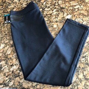 NWT! DKNY Ponte Pull On Pant w/Faux Leather Detail